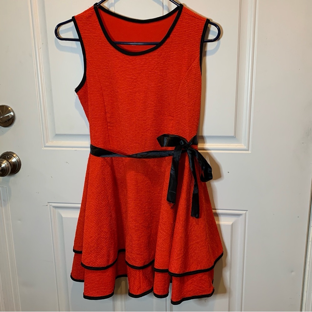 Vibrant Red Midi Dress Waist Ribbon Tie with Black Accents